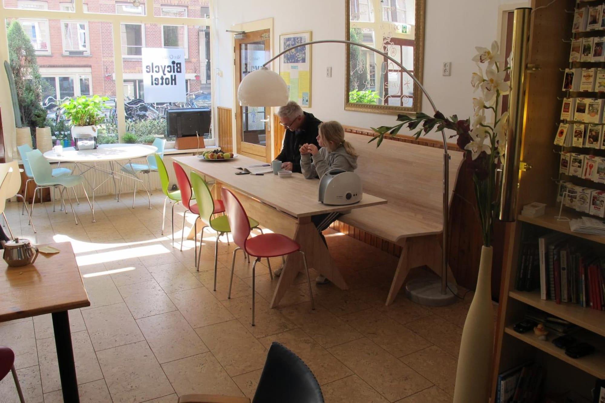 Vista Lobby Bicycle Hotel Amsterdam