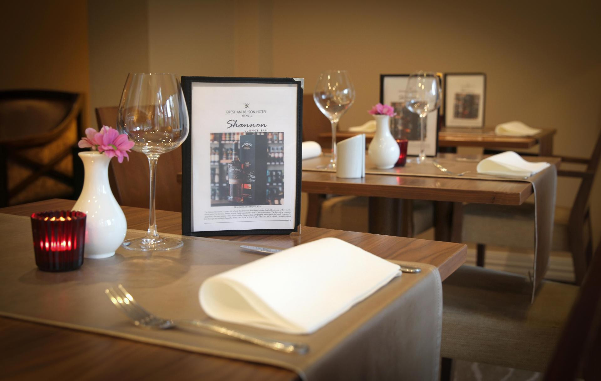 Bar/Salón Gresham Belson Hotel