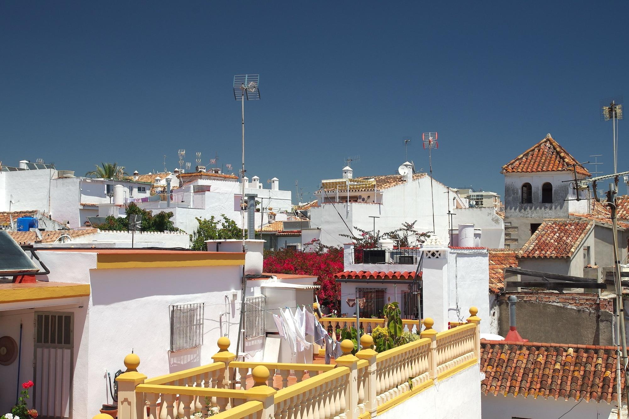 Vista Exterior Pension Aduar