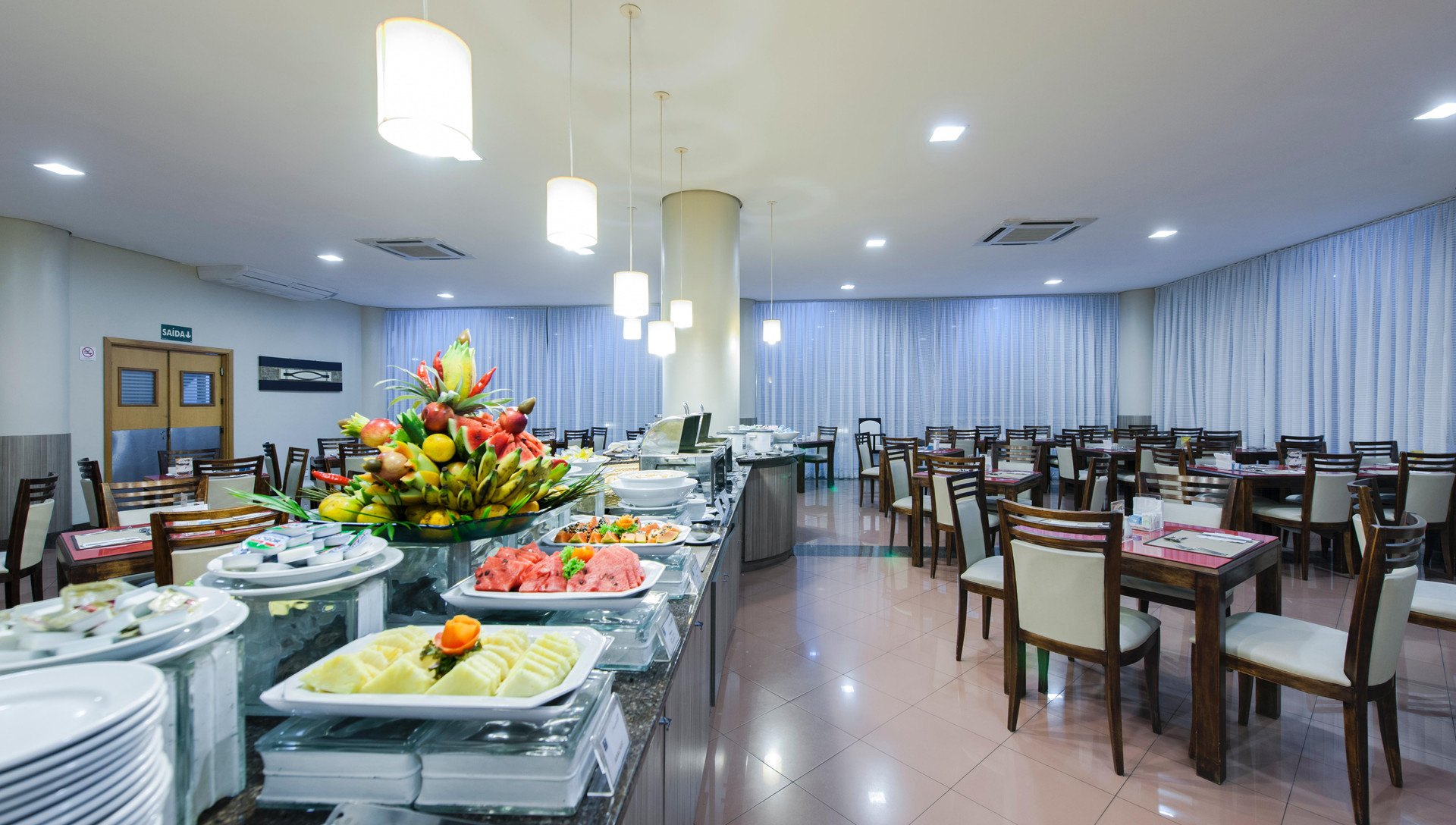 Restaurant Comfort Hotel Manaus