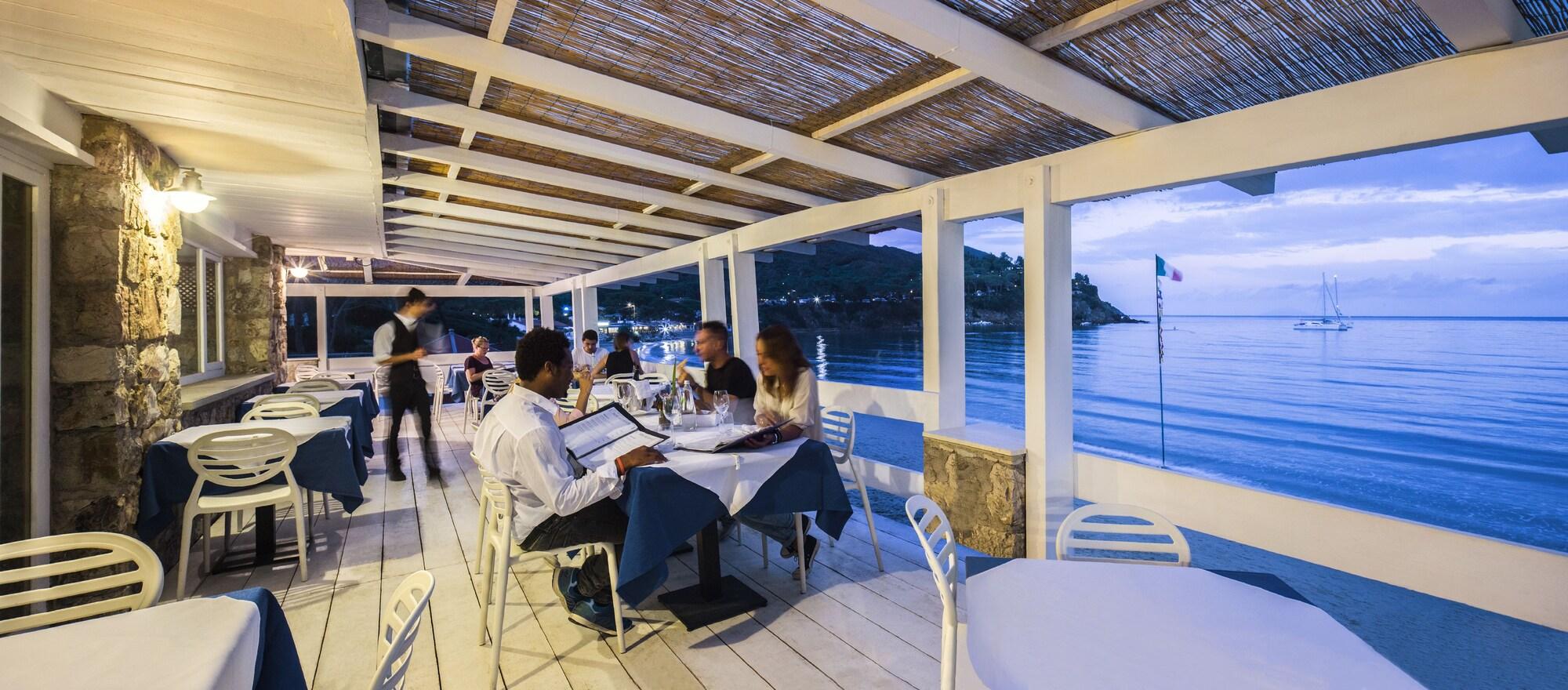Restaurant Uappala Club & Resort Lacona