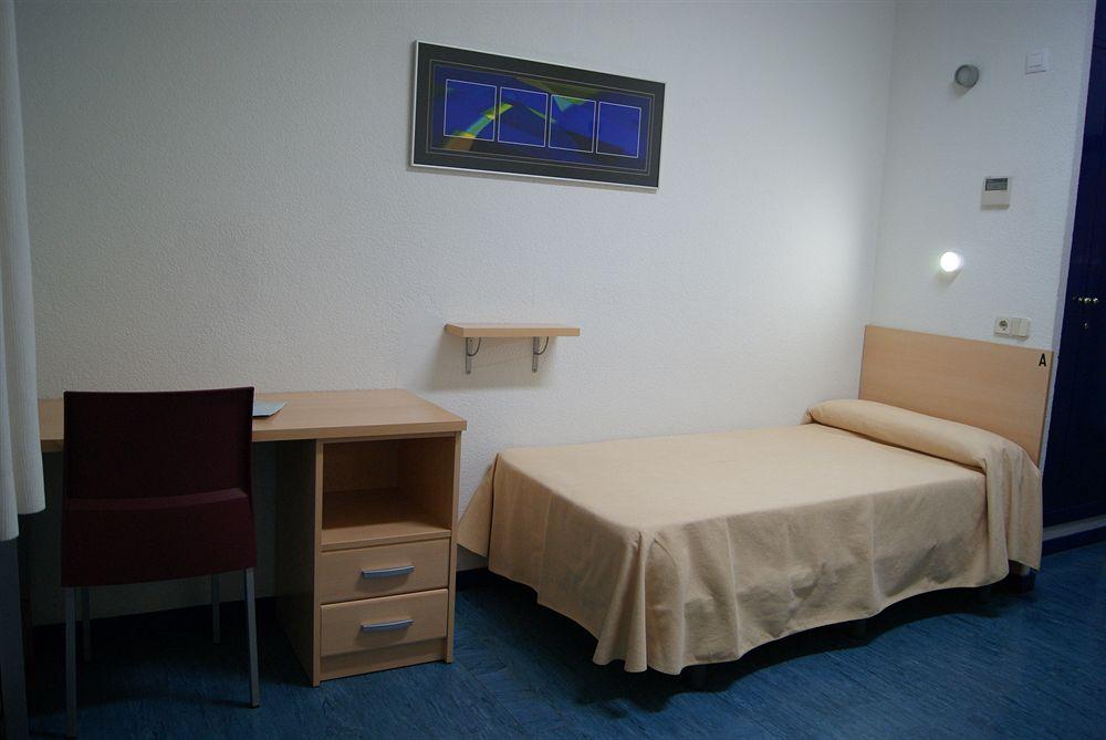 Hostel Inturjoven Huelva by null