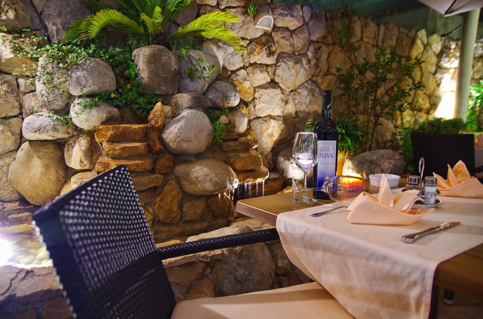 Restaurant Hotel Perla