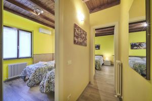 Alquiler Vacacional - HOUSE OF MUSIC APARTMENT "LAKE VIEW AND GARDEN"