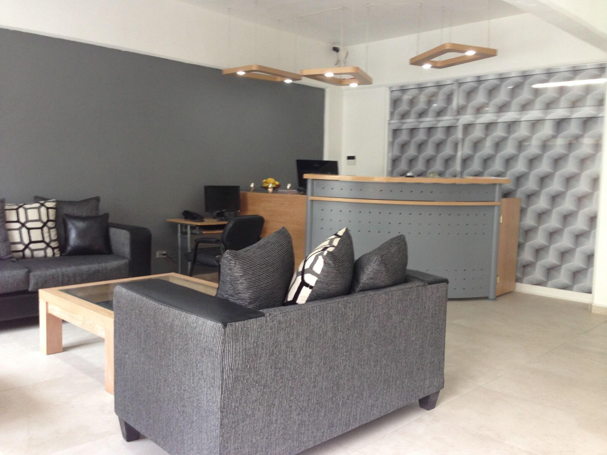 Vista Lobby Suites DIOH
