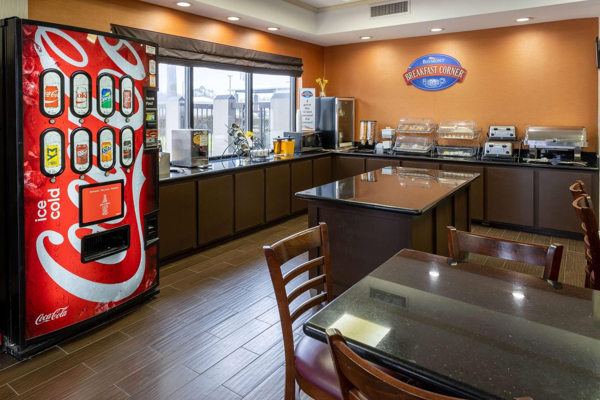 Restaurant Baymont by Wyndham Saraland