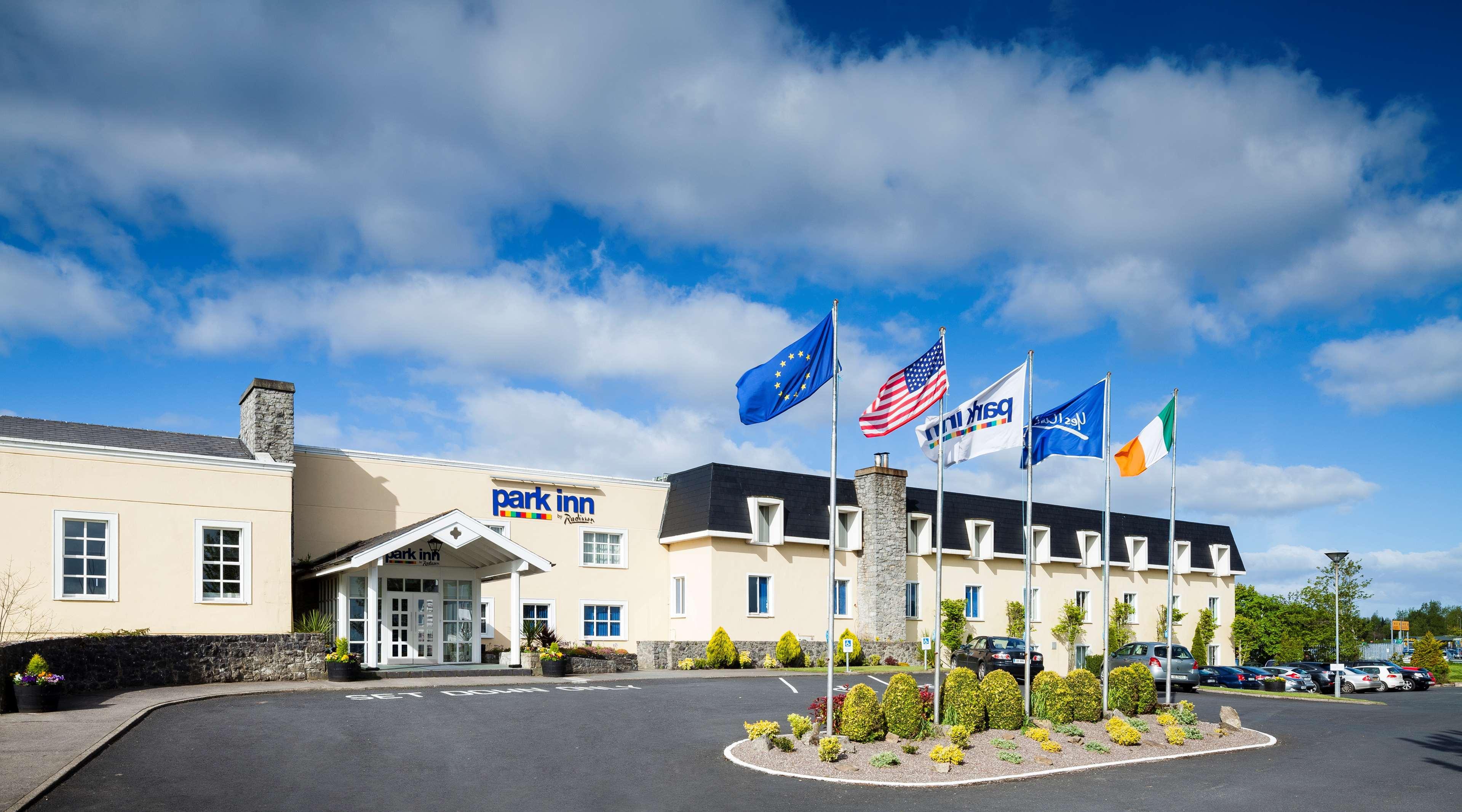 Vista Exterior Park Inn by Radisson Shannon Airport