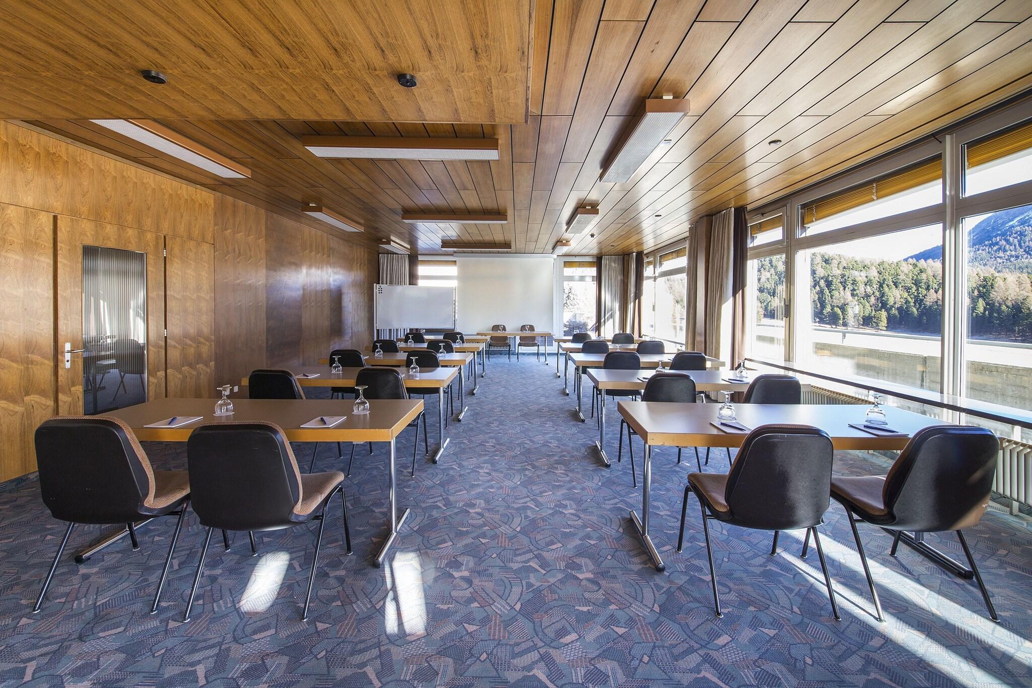 Bar/Salón Hotel Europa Suites