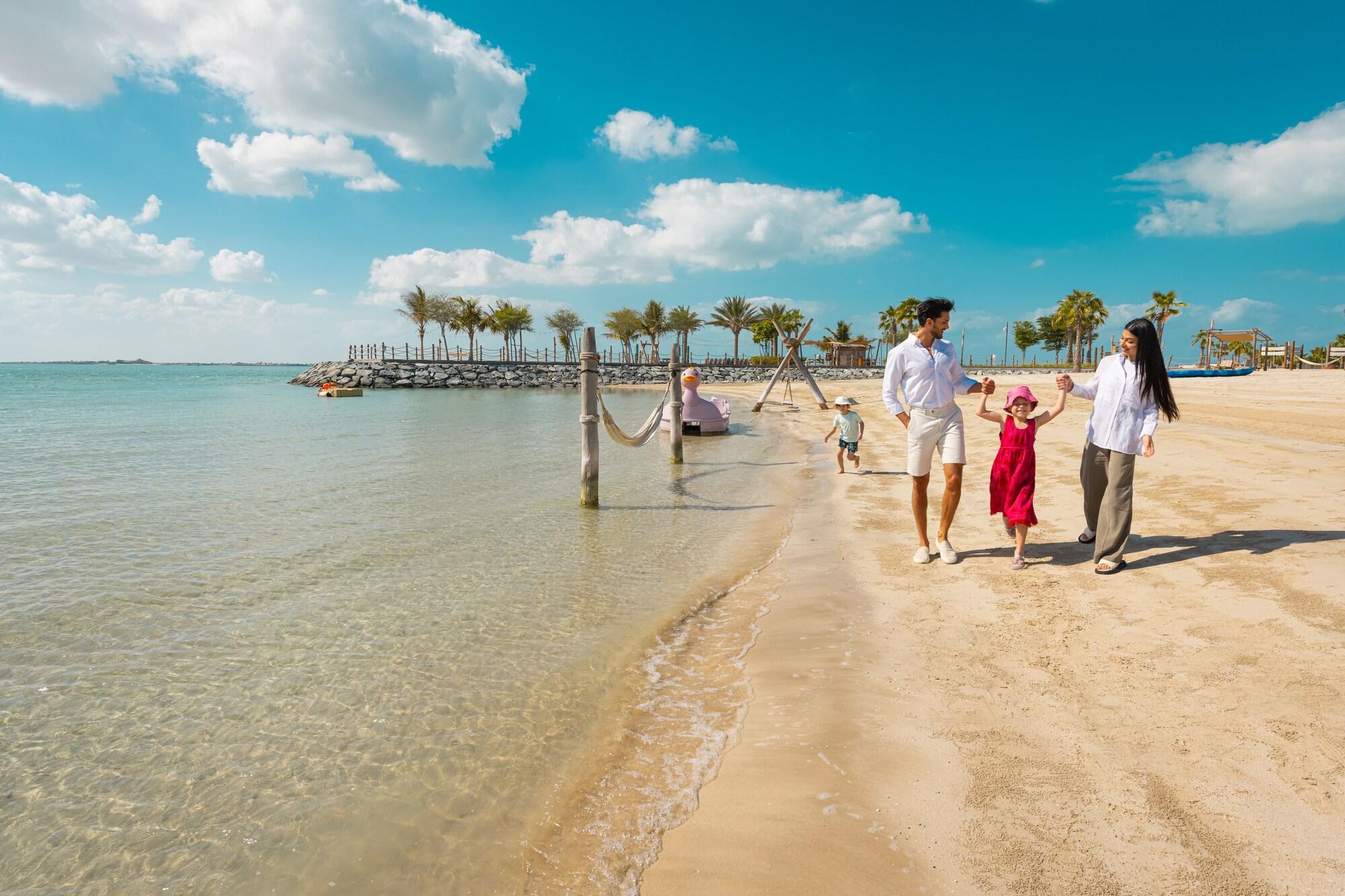 Playa Bab Al Nojoum Hudayriyat Villas