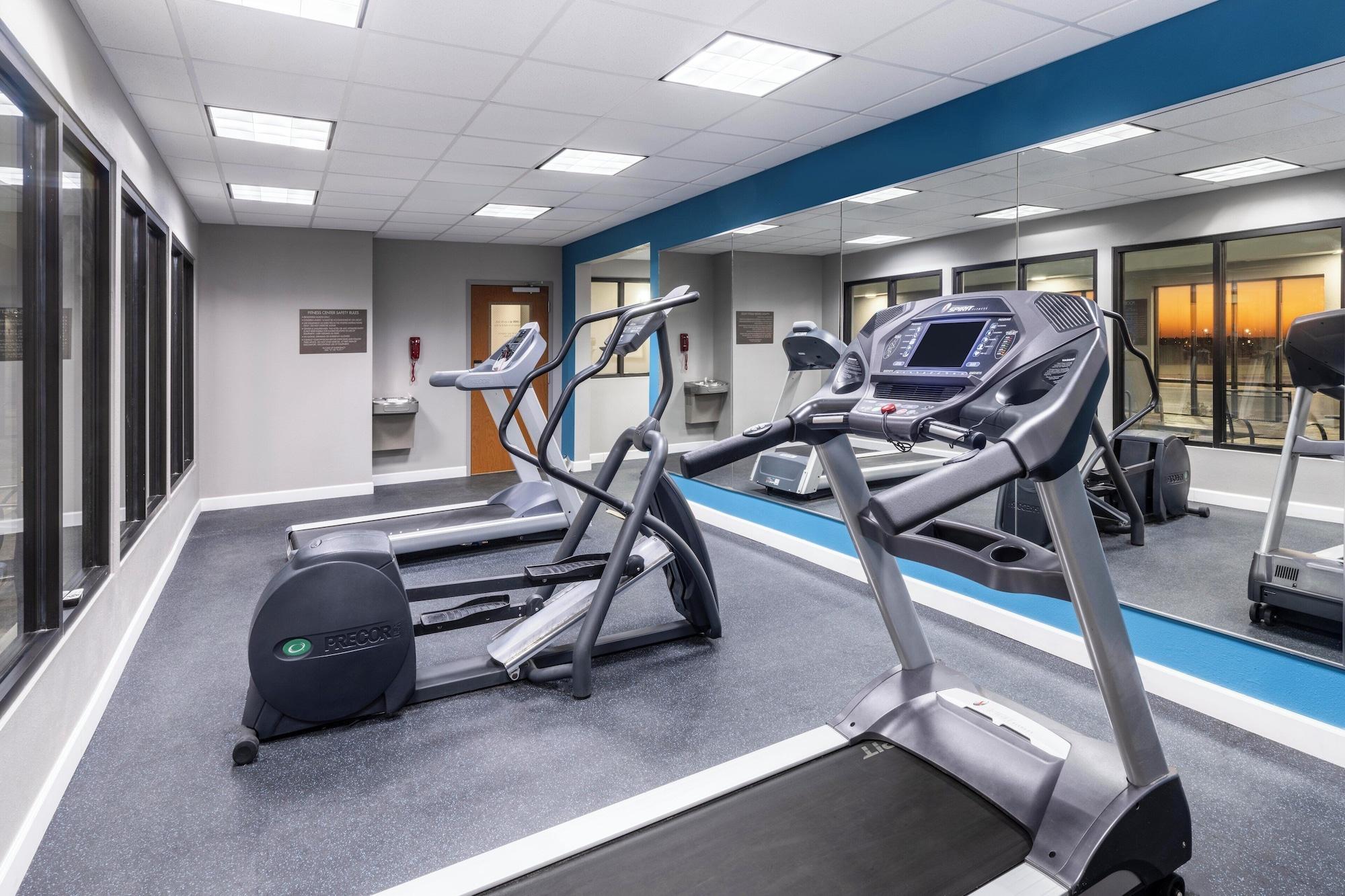 Gimnasio Garner Hotel Evansville East by IHG