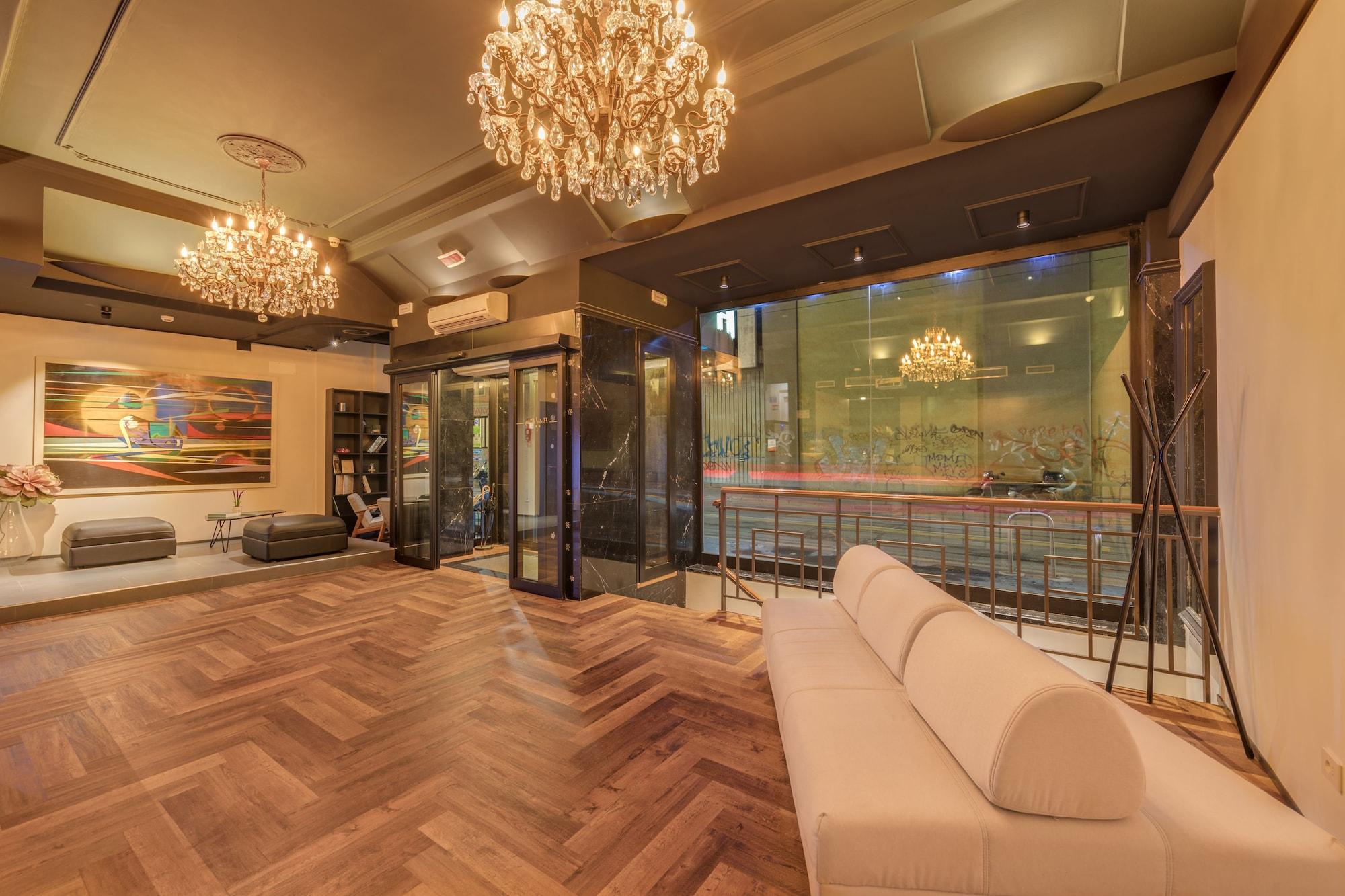 Varios Hotel Roxy