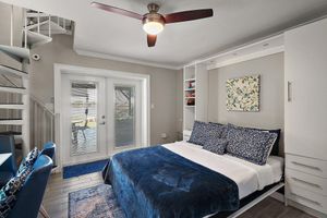 Alquiler Vacacional - "The Skinny" on Lake Gertrude! B2G1 night free in July!