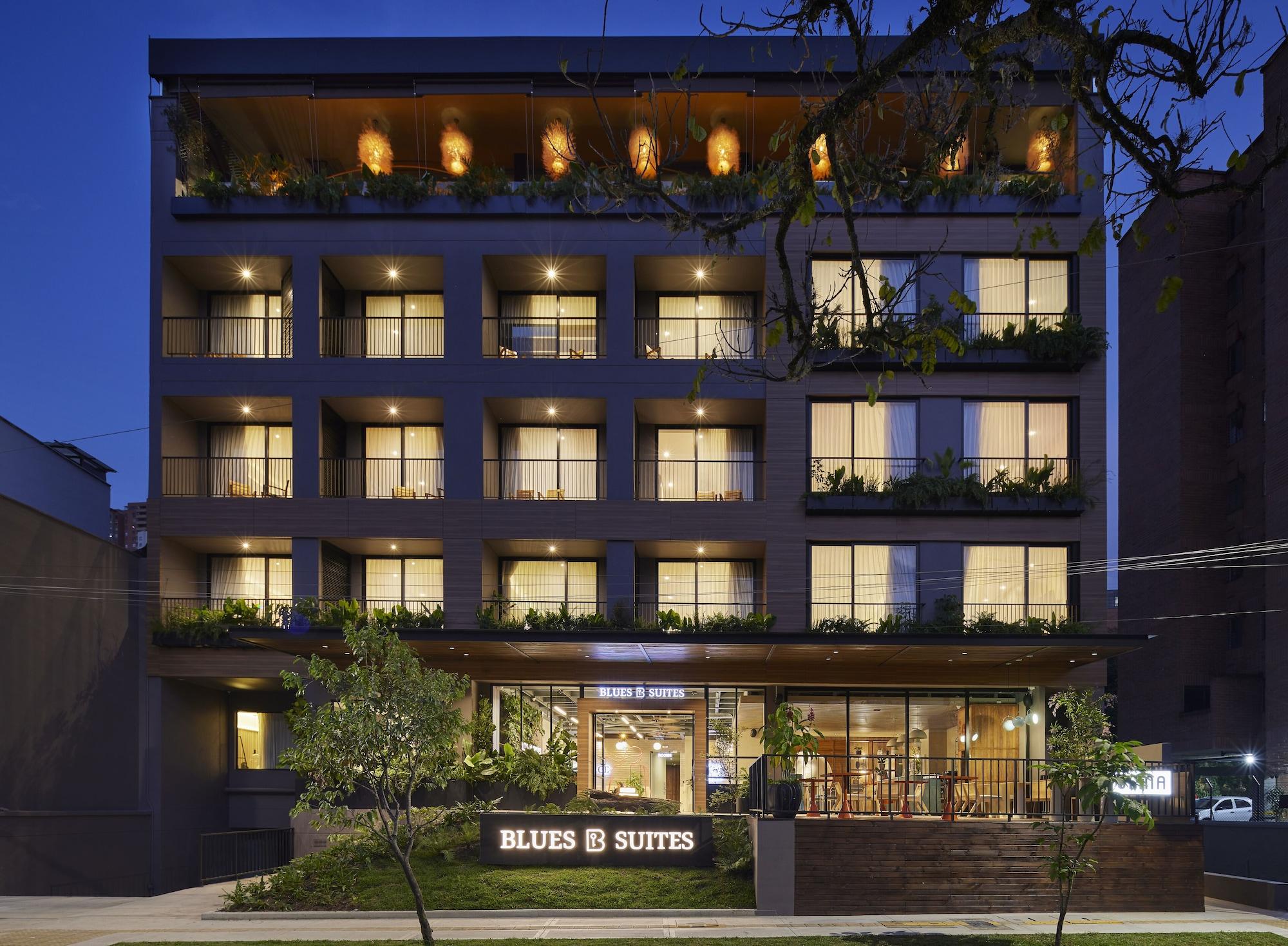 Vista Exterior Blues Suites Medellin