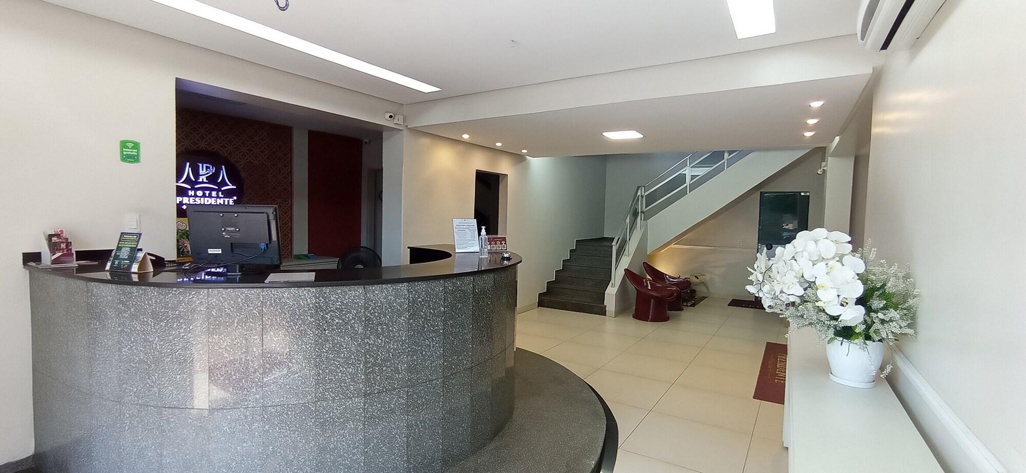 Vista Lobby HOTEL PRESIDENTE