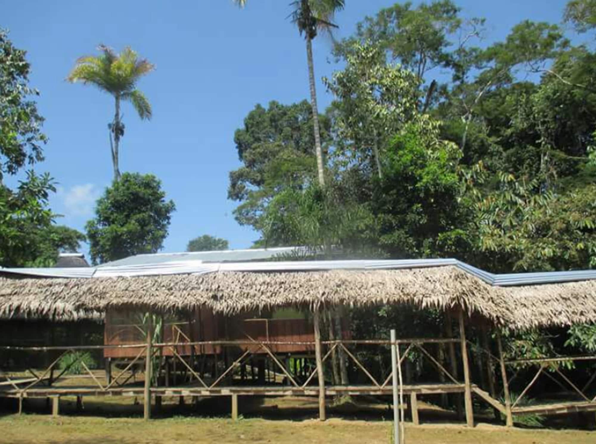 Varios Explorer Lodge