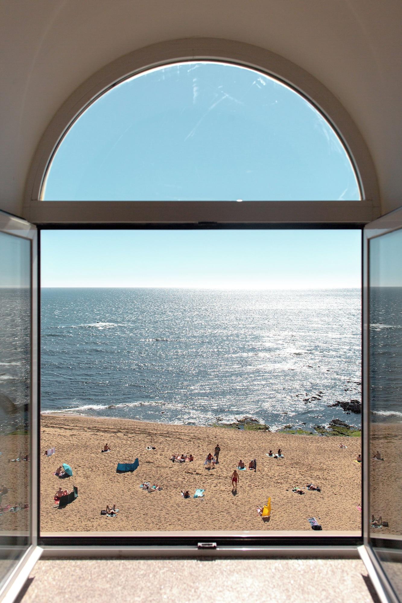 Playa Flattered to be in Porto