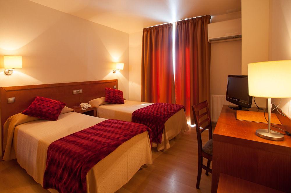 Habitación Hotel Spa Playa Langosteira by Adeloló