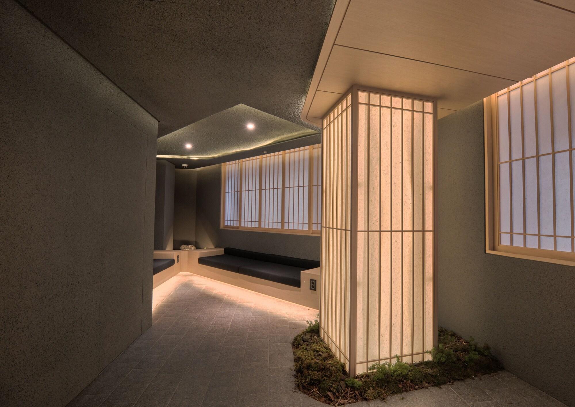 Vista Lobby UH Suite Central Seoul