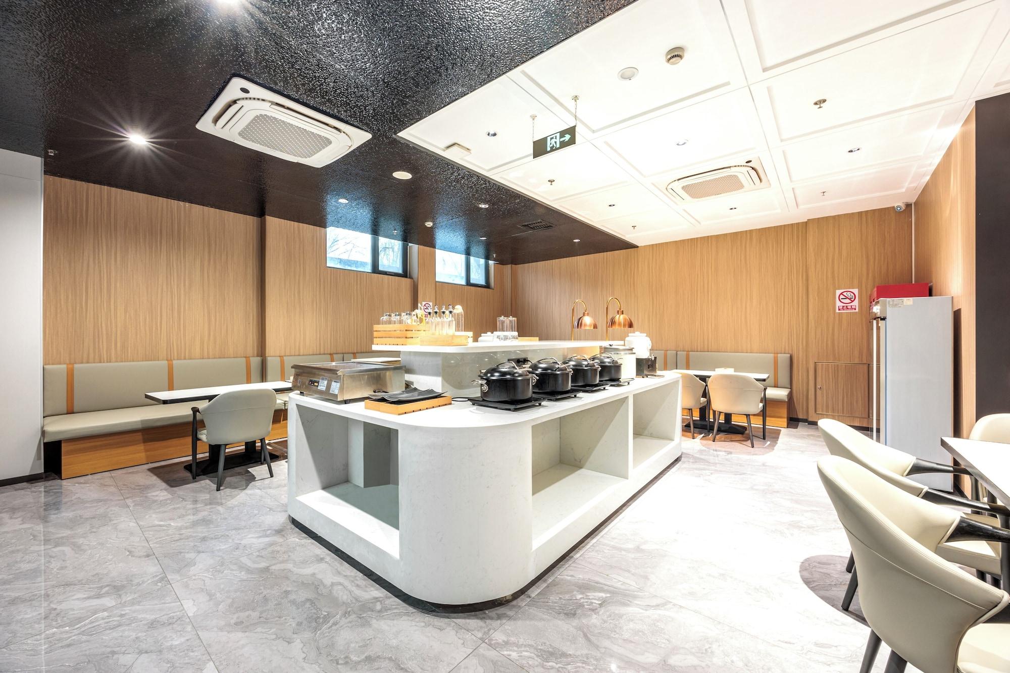 Restaurant DequanMjiudian