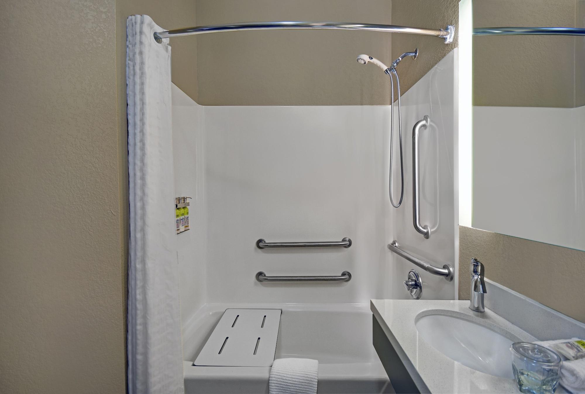 Equipamiento de Habitación Candlewood Suites Sumter by IHG