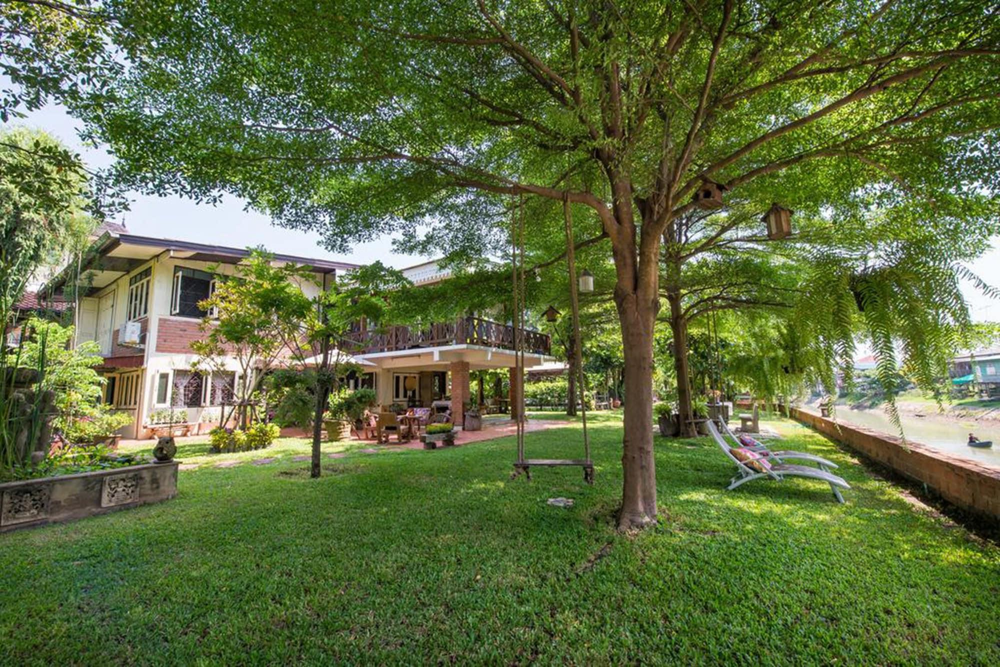 Varios Phuttal Residence