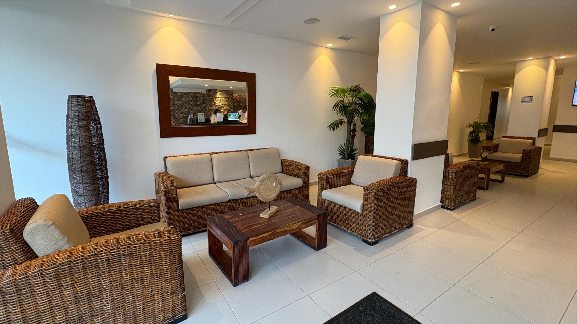 Vista Lobby Hotel Portobelo Plaza de las Américas