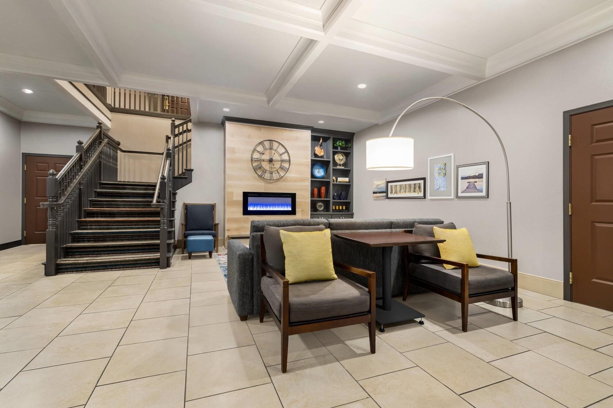 Vista Lobby Country Inn & Suites by Radisson, Boise West - Meridian