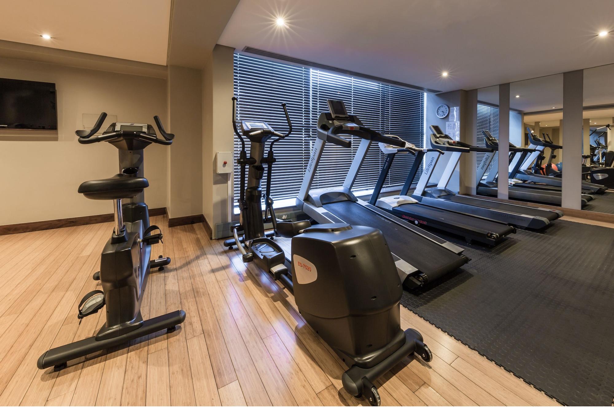 Gimnasio Holiday Inn Johannesburg - Rosebank by IHG