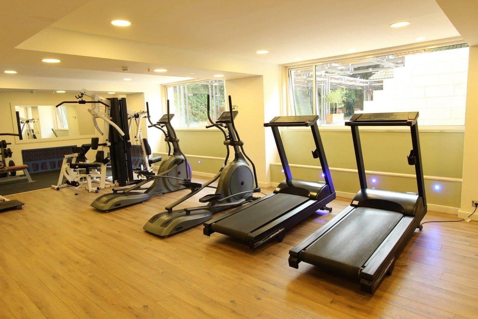 Gimnasio Ambassador Hotel