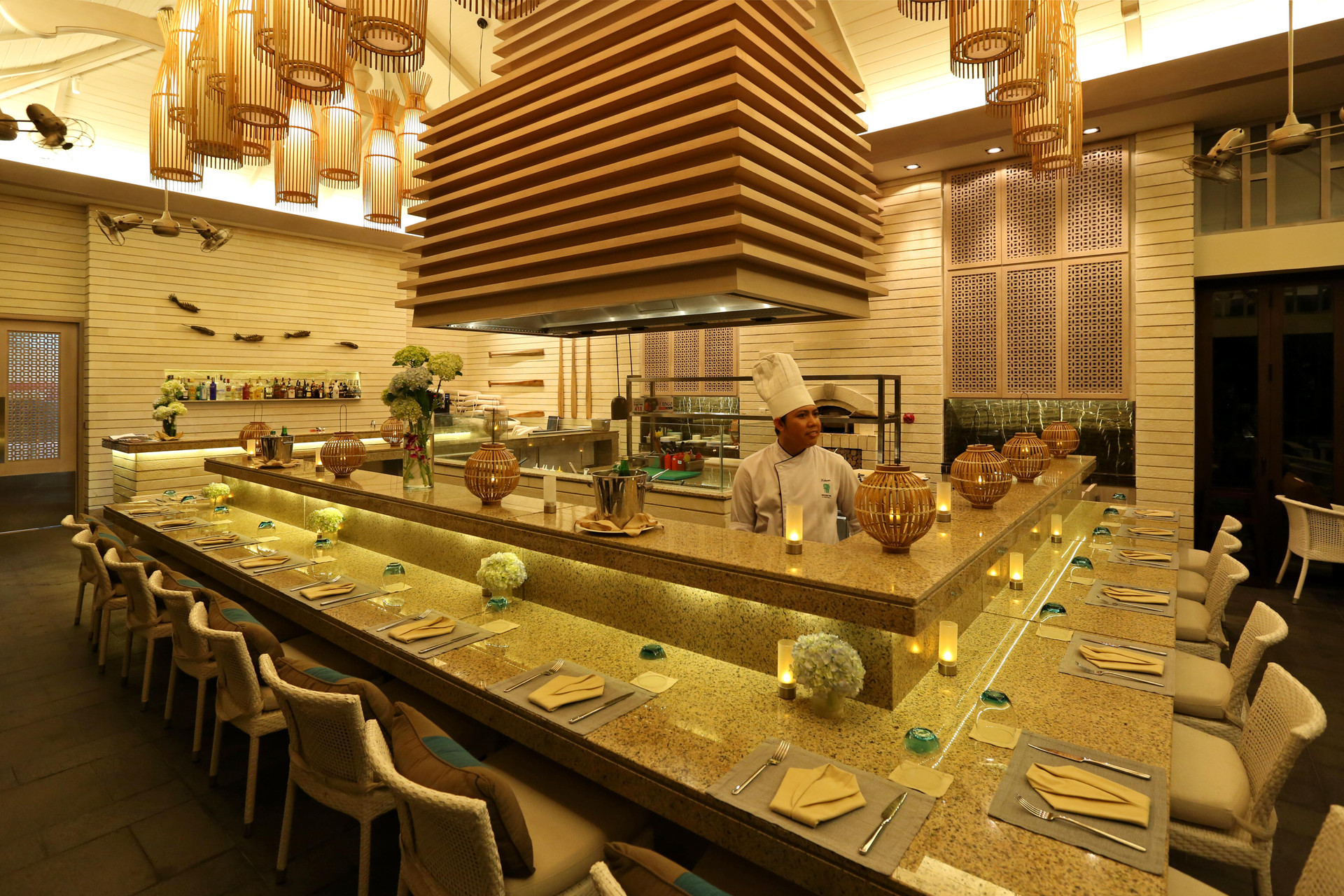Restaurant Banyan Tree Lang Co Hotel & Resort