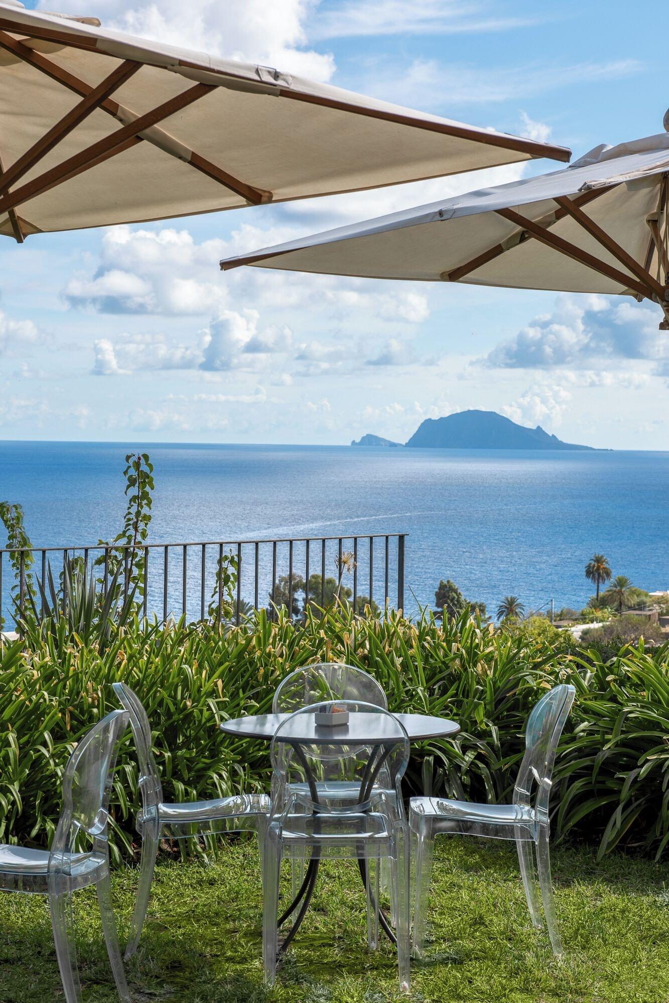 Bar/Salón Hotel Ravesi