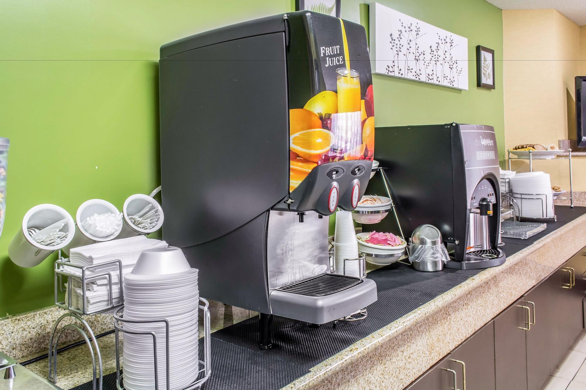 Bar/Salón Sleep Inn Wytheville I-77 and I-81