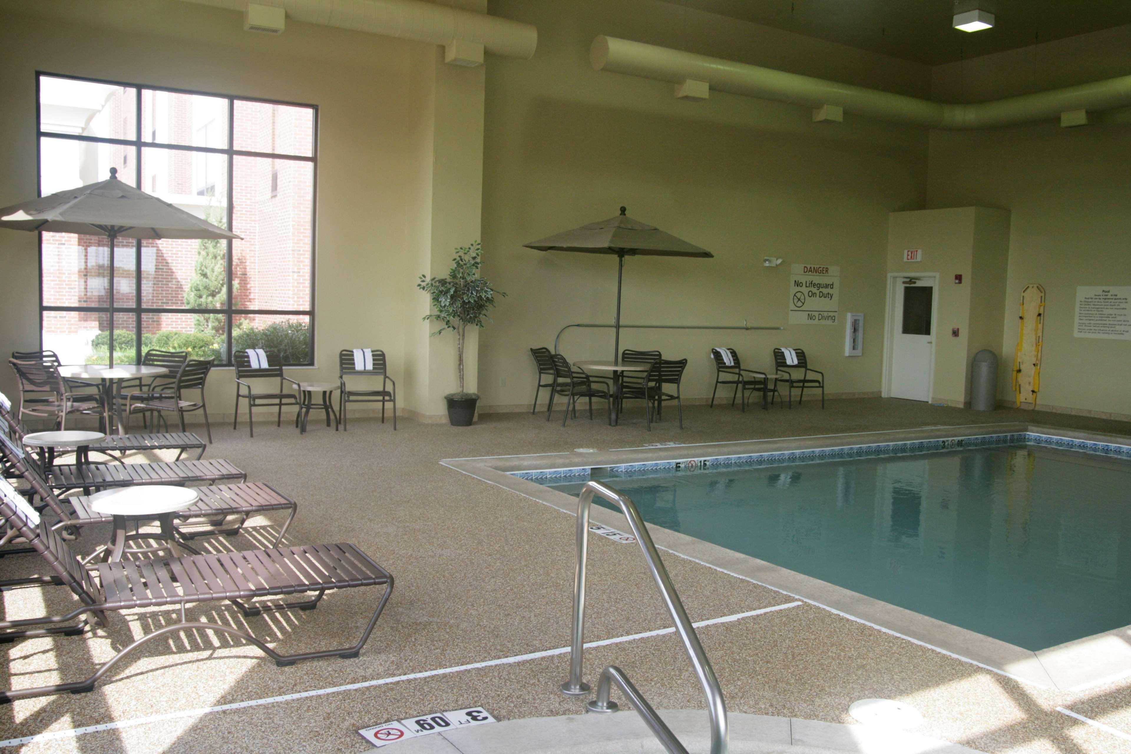 Vista Piscina Hampton Inn Stow