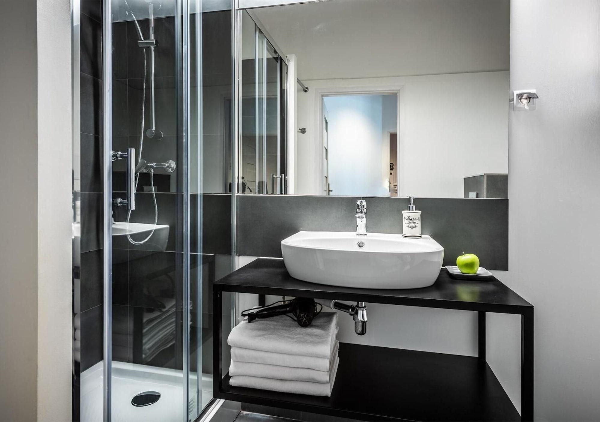 Equipamiento de Habitación Flamingo Hostel