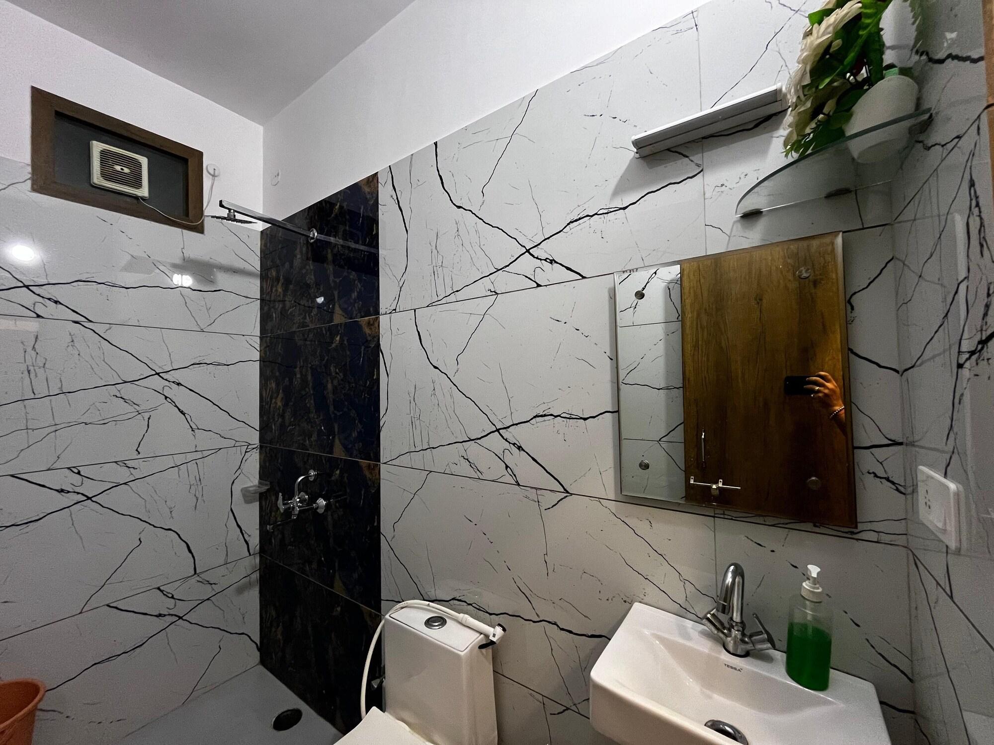 Equipamiento de Habitación Taj Nice Point By Taj Sunrise Grp