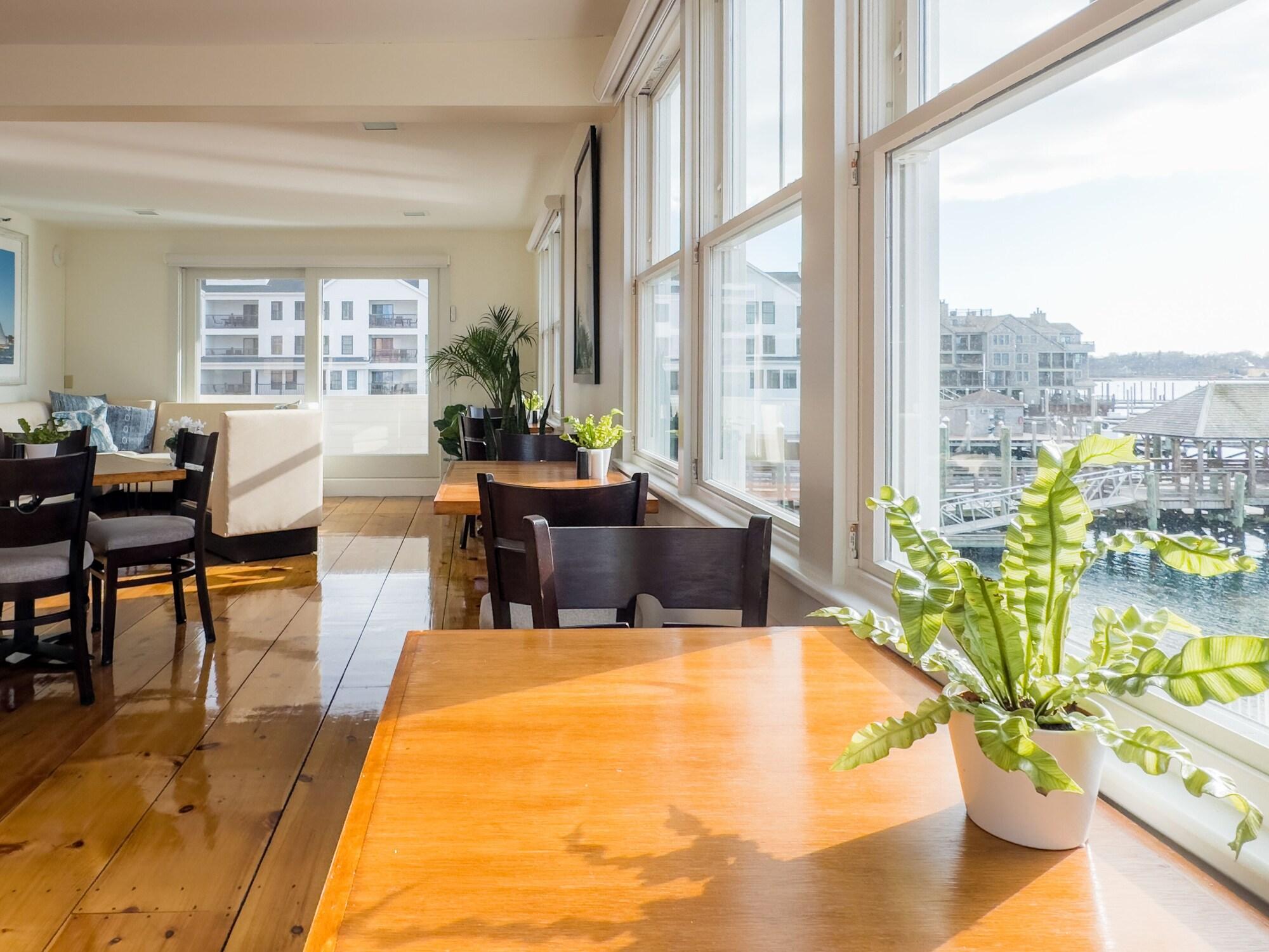 Restaurant Harborside Inn