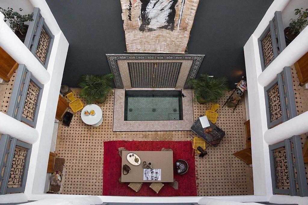 Varios Riad Lamzia