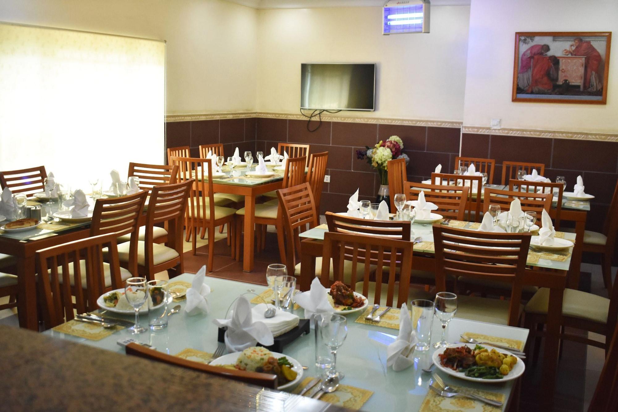 Restaurant Lake 47 Suites