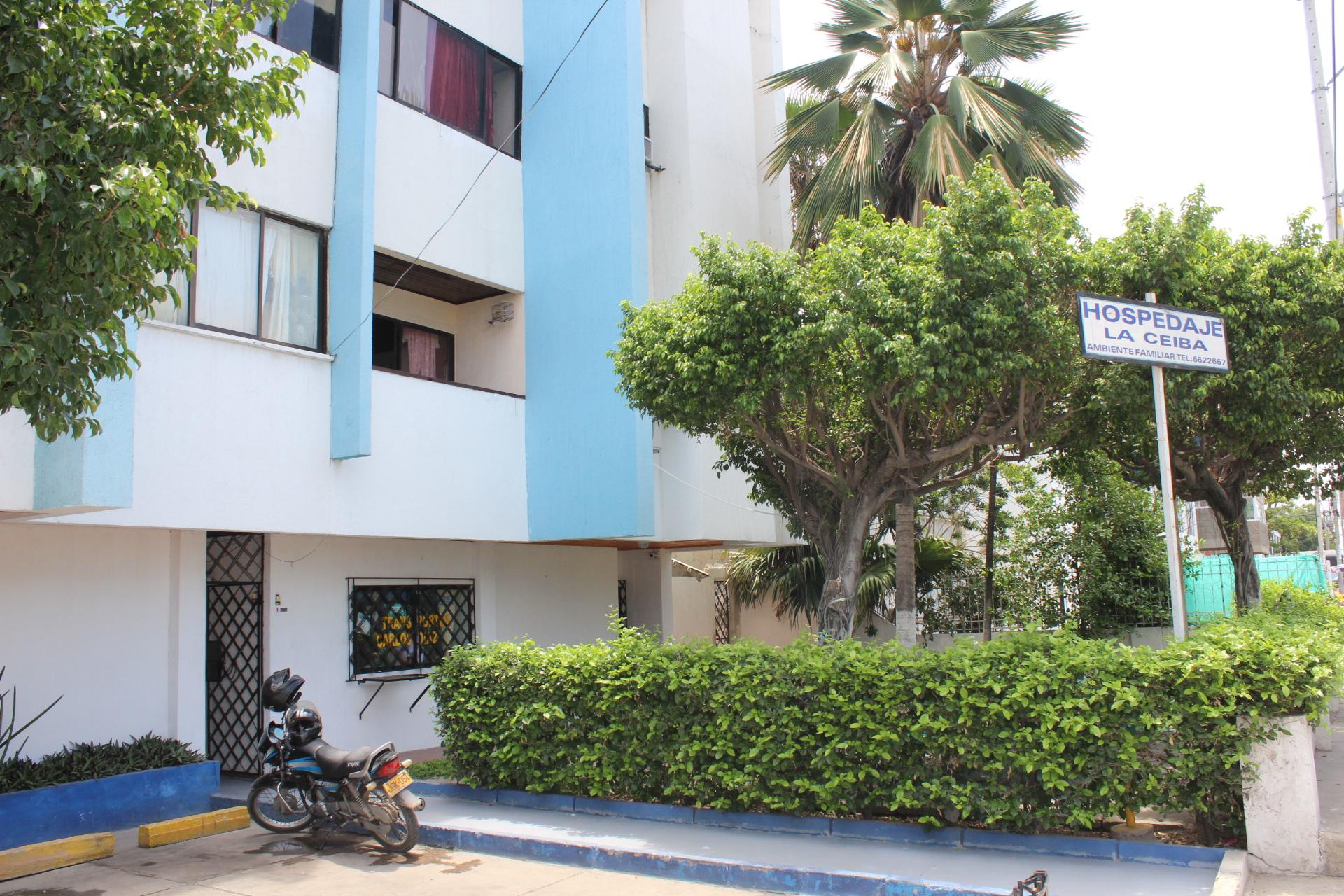 Vista Exterior Hospedaje La Ceiba