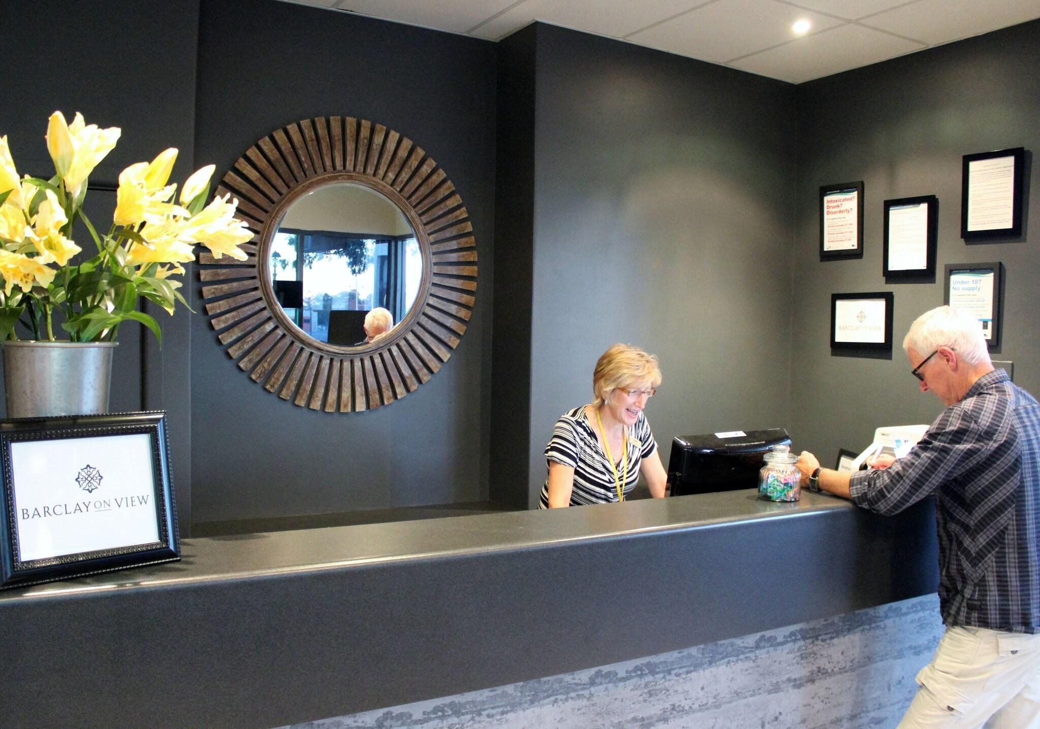 Vista Lobby Barclay On View