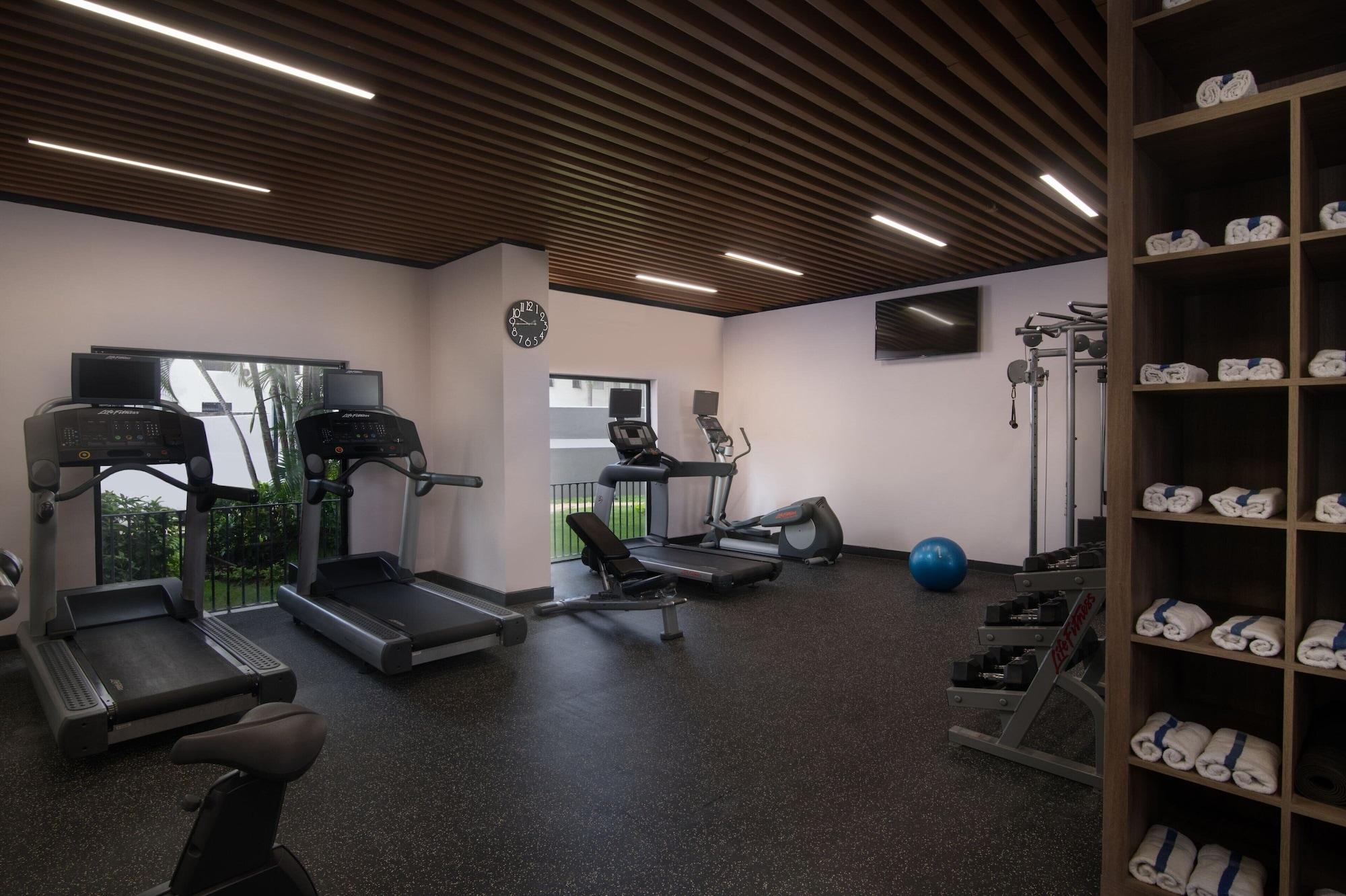 Gimnasio Courtyard by Marriott Santo Domingo
