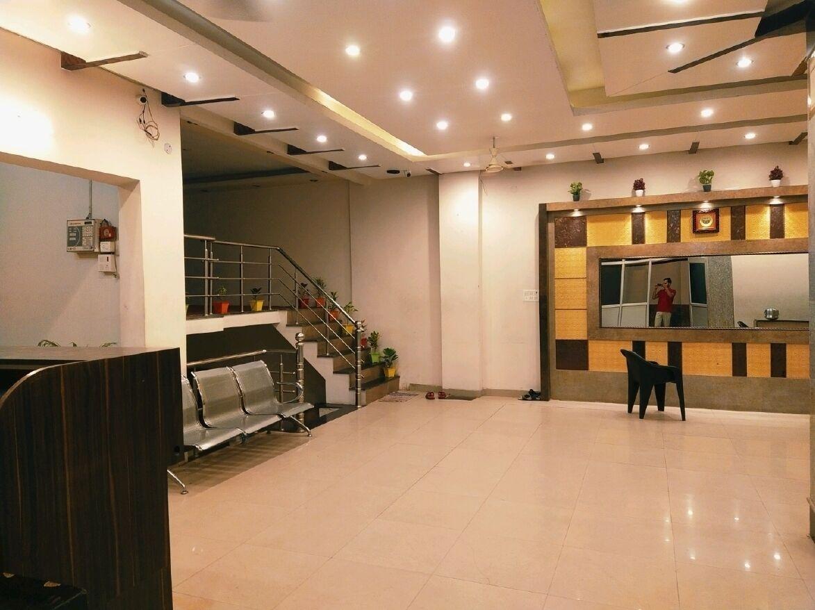 Vista Lobby Hotel Royal Pavalion