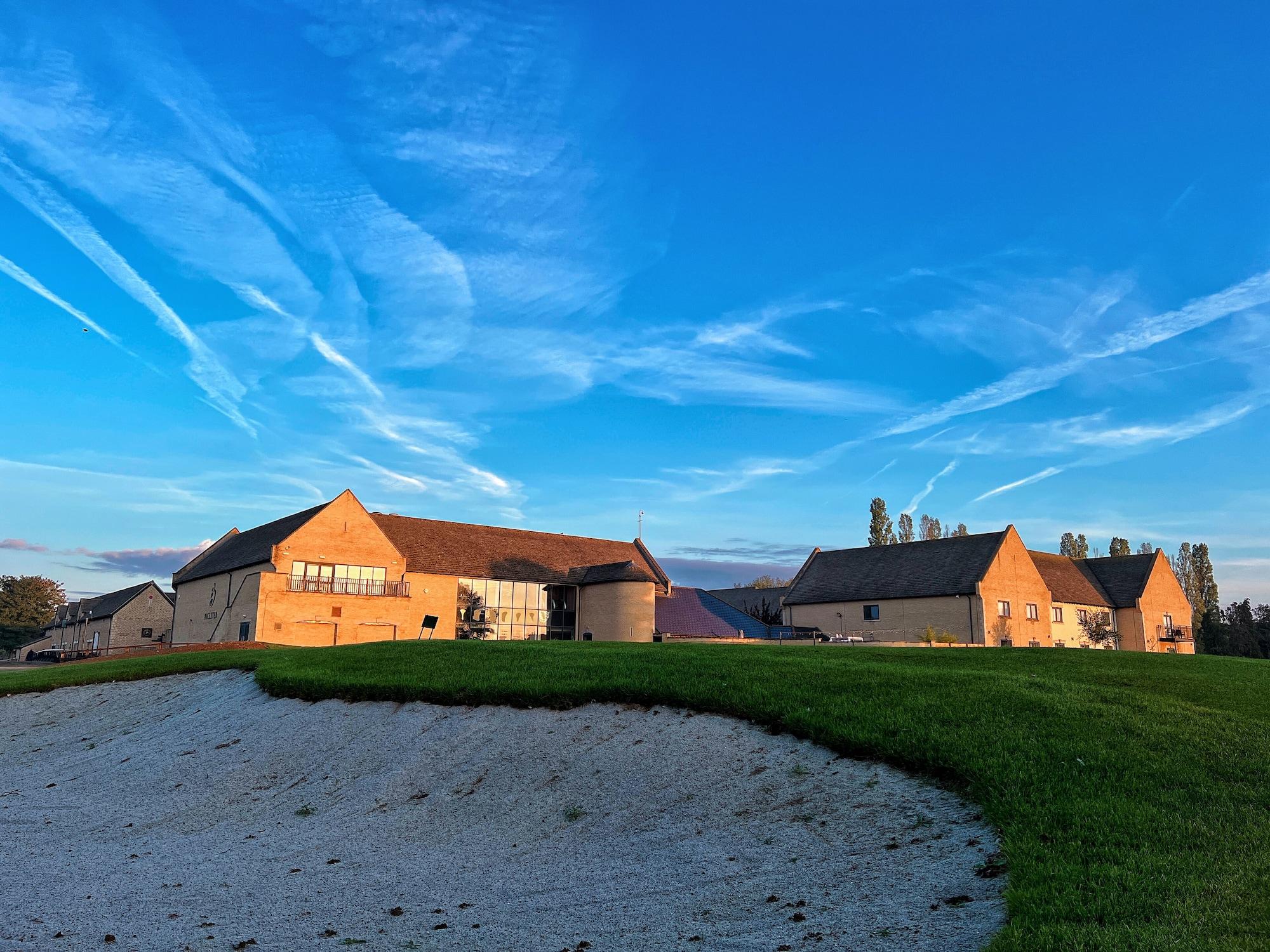 Vista Exterior Bicester Hotel Golf and Spa