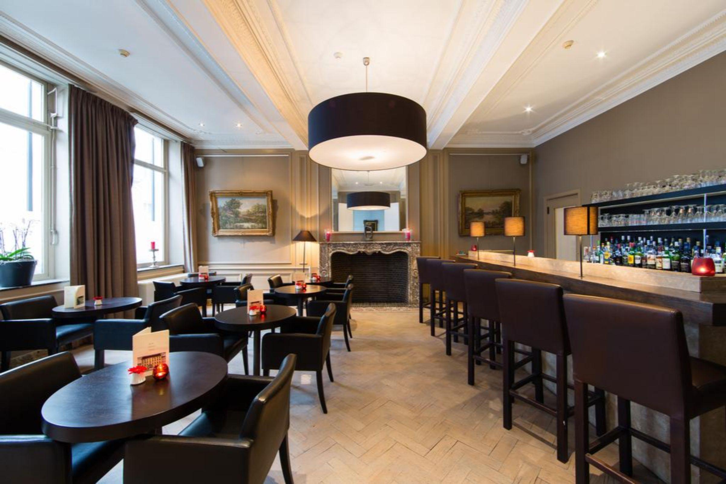 Bar/Salón De Flandre Hotel