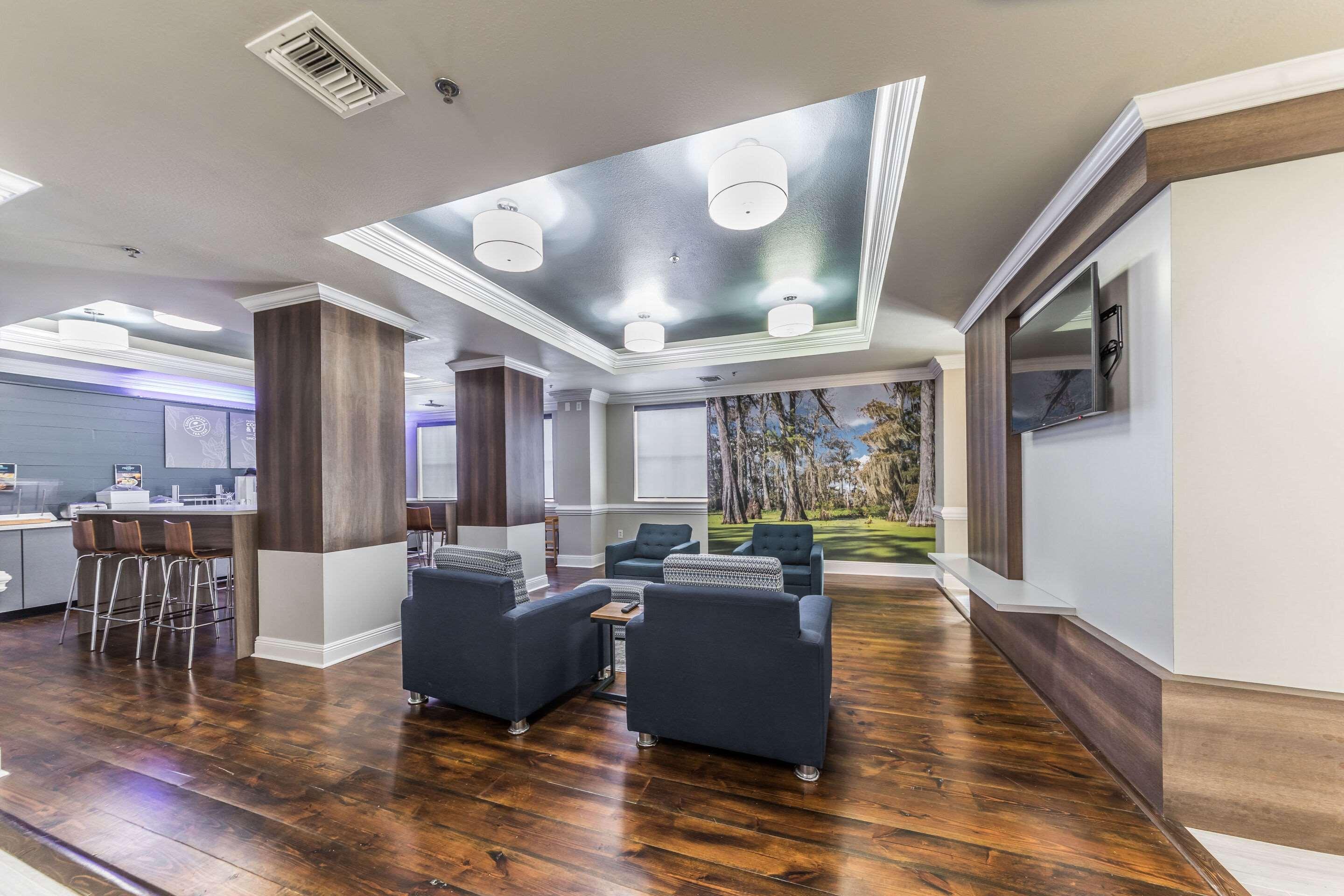 Restaurant Spark by Hilton Lafayette South