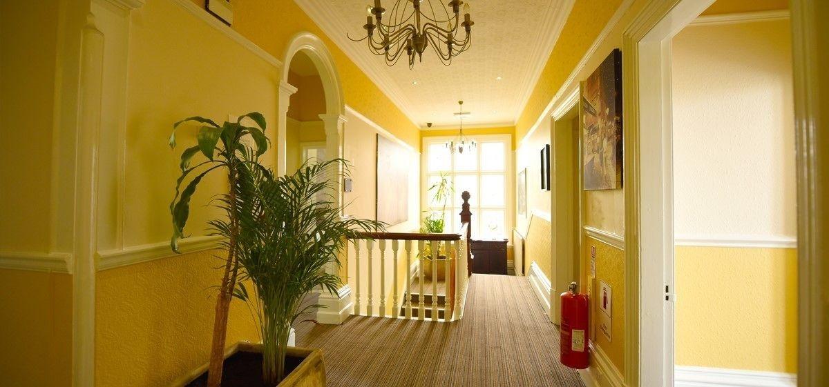 Vista Lobby Victoria Park Hotel
