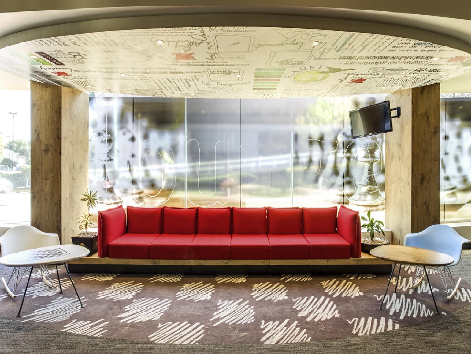 Vista Lobby ibis Mexico Perinorte