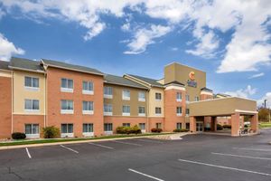 Alojamiento - Comfort Inn & Suites Akron South