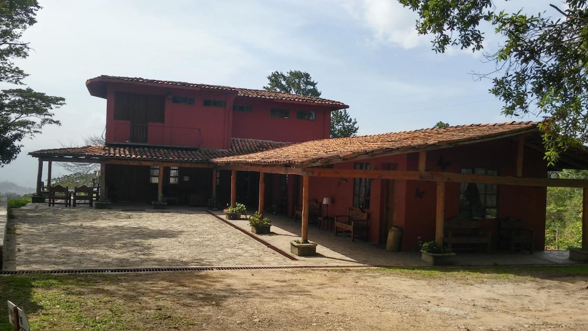Vista Exterior Hotel Montecillos