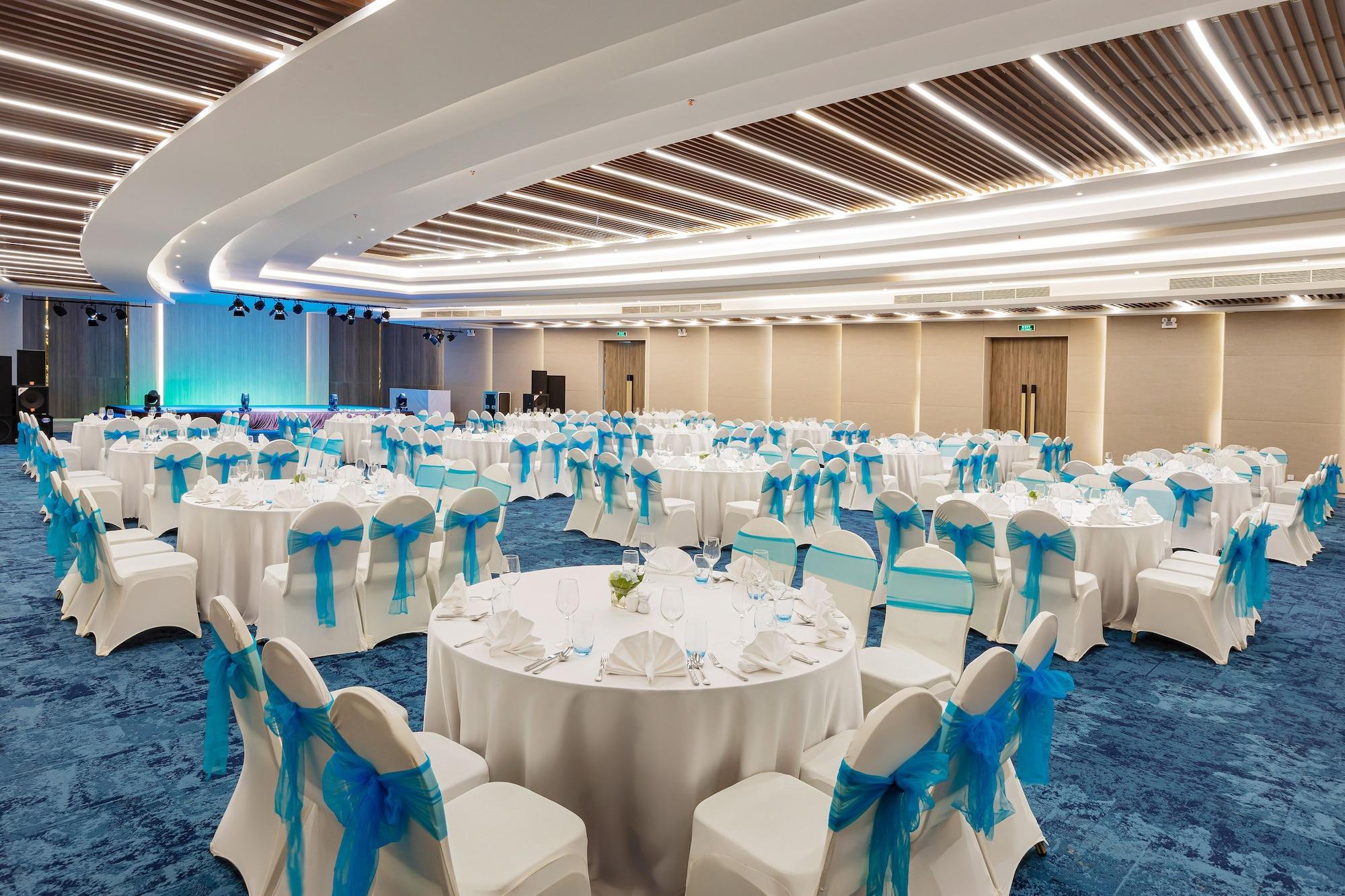 Vista Lobby Melia Danang Beach Resort